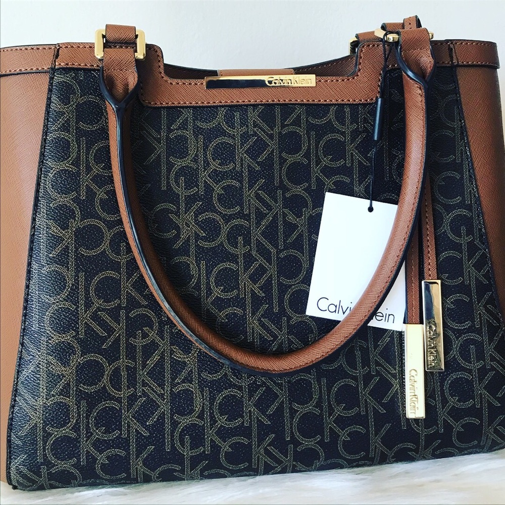 Calvin Klein handbag - Picture 1 of 4